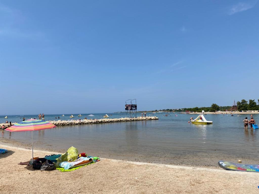 Apartman M&M, Schöne Wohnung nur 200m vom Strand Zaton  Exterior foto